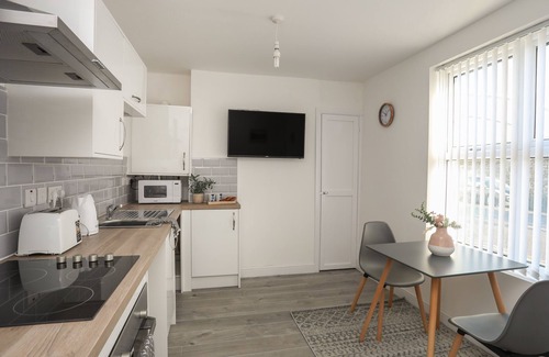 Holyhead Cottage | PORT APARTMENT 1, pet friendly in Holyhead