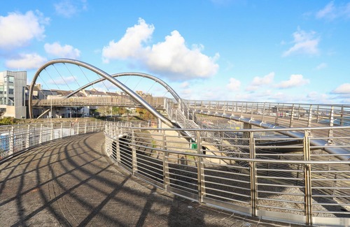 Holyhead Cottage | Port Apartment 2