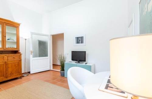 Oltrarno Apartment | Porta Romana House