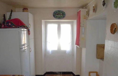 Porticciolo House | Porticciolo: 14 yards from the water, in a dreamy little mediterranean village, the countryside by the sea, village house maintained with care. The beach is a 5 minutes walk away.