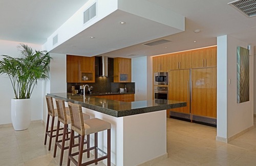 Prospect Apartment | Portico 1