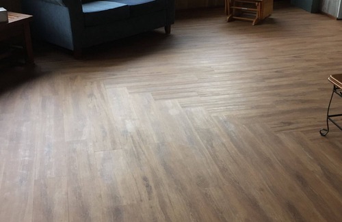 Allestree Cabin | Portland Bay Lodge - Group Accommodation