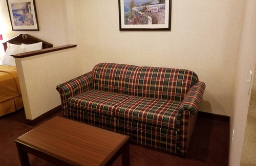 North Gresham Hotel | Portland Suites Airport East