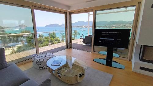 Porto Rafti Apartment | PORTO BLUE LUXURY APARTMENT
