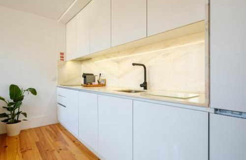 Bonfim Apartment | Porto Santo Ildefonso Central Loft