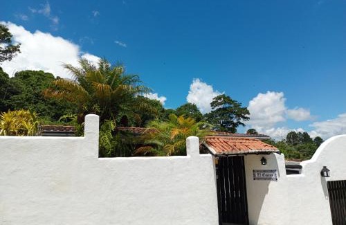 Petare Hotel | Posada Boutique Le Petit Inn -Casa Ralph-