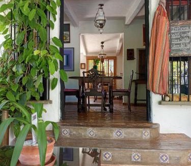 Petare Hotel | Posada Boutique Le Petit Inn -Casa Ralph-