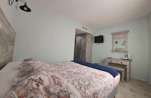 Torrelaguna Hotel | Posada Del Camino Real