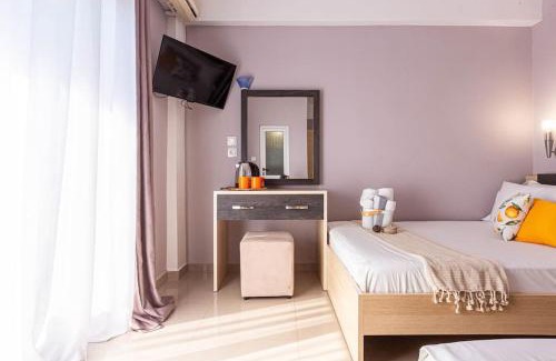 Himare Apartment | PotamSea Bliss 3 - Beach Front, Sun Beds & Parking