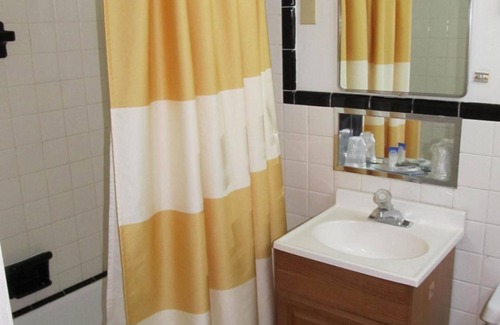 Hancock Hotel | Potomac River Motel