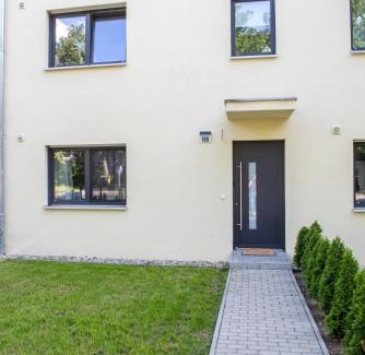 Bornstedt Apartment | Potsdams Traumwohnung mit 6 Schlafmöglichkeiten und Terrasse