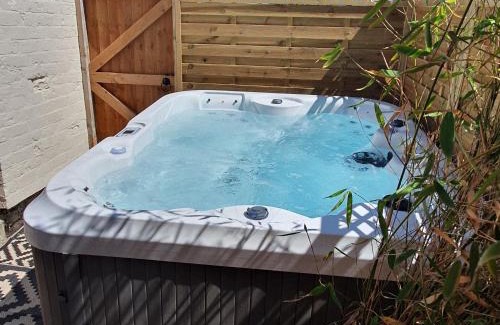 Hornsea House | Potts House - Hornsea on the Yorkshire coast