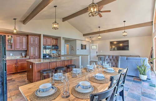 Pottsboro Cottage | Pottsboro Home < Half-Mi to Lake Texoma!