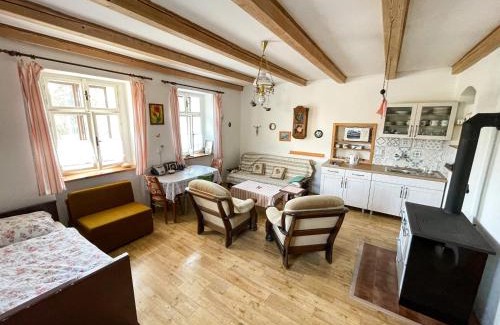 Potvorov House | Potvorovská chalupa