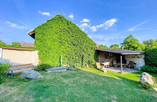 Potvorov House | Potvorovská chalupa