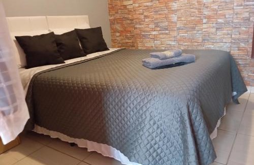 Novo Santa Cecilia House | Pousada Angatu, microcasa em BH