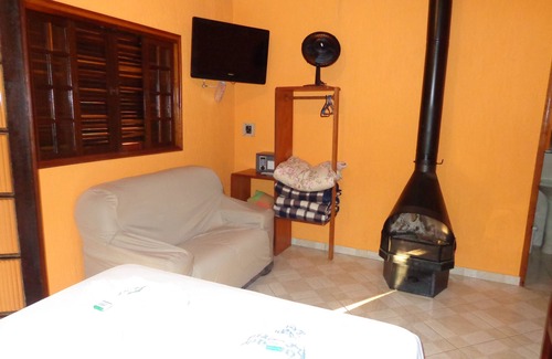 Nazare Paulista Hotel | Pousada Bezerra