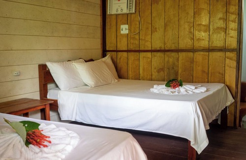 Careiro Cabin | pousada juma-kabanas