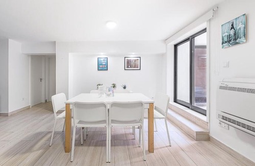 Bonfim Apartment | Poveiros Residence