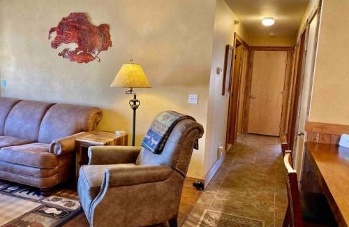 Big Sky House | Powder Pad Near Lone Peak - walkable to Big Sky Resort