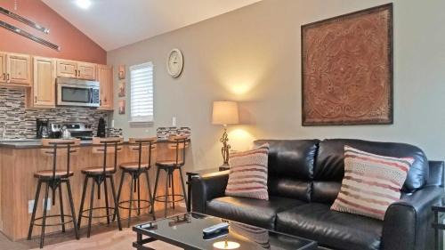 Sunriver House | Powder Village E2