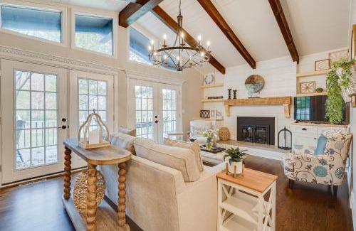 Powell House | Powell Home with Fire Pit - 5 Mi to Columbus Zoo!