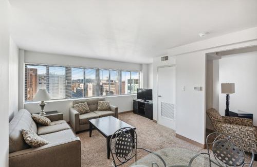 Downtown Harrisburg Apartment | Pp 1114 Beautiful Professional 1br Apt, Pool