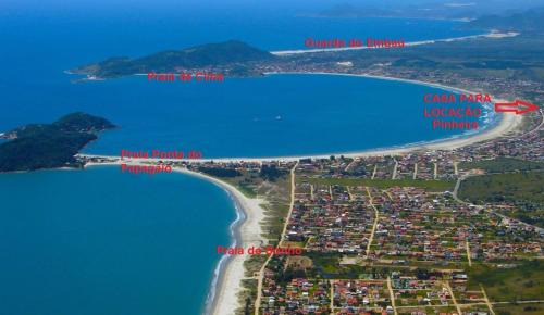 Palhoca House | Praia da Pinheira, alto padrão, 5 dormitórios, 4 BWC, climatizada 150 m praia
