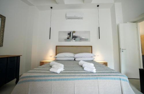 Capo Rizzuto Bed & Breakfast | Praialonga Suites with Pool and Garden