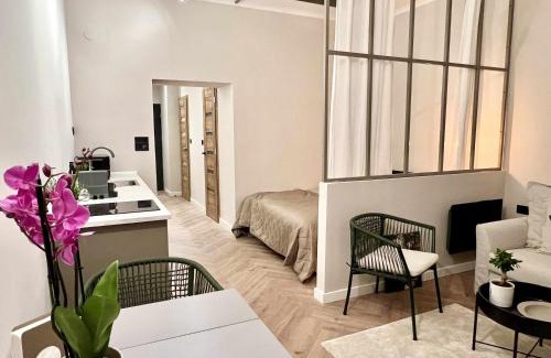 Leopoldstadt Apartment | Praterhood Elegant Suites