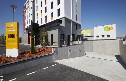 Porte Des Alpes - Mi Plaine - Manissieux Hotel | Première Classe Lyon - Saint Priest Eurexpo