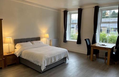 Uphall Apartment | Premier 1 Bed Studio B