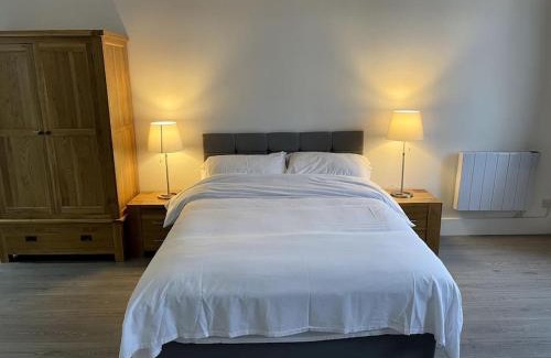 Uphall Apartment | Premier 1 Bed Studio B