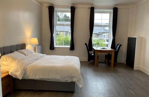 Uphall Apartment | Premier 1 Bed Studio B