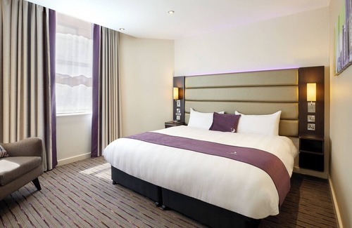 Harlow Hotel | Premier Inn Harlow East - Church Langley