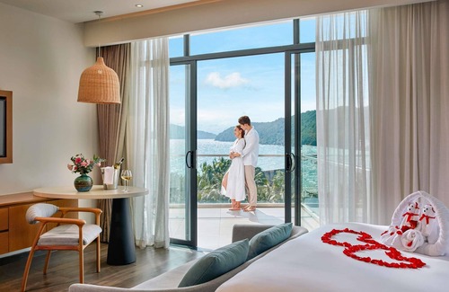 Khem Beach Resort | Premier Residences Phu Quoc Emerald Bay Managed by Accor