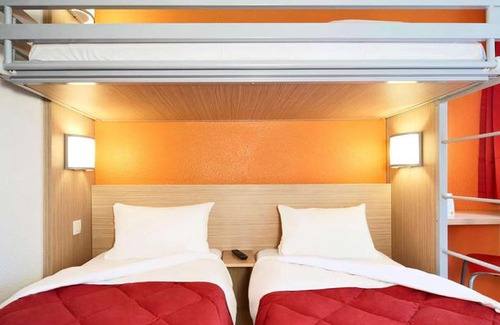 Plaisir Hotel | Premiere Classe Plaisir