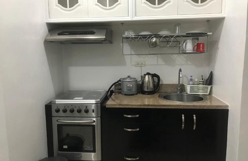 Pio del Pilar Apartment | Premium 1BR @ Laureano di Trevi