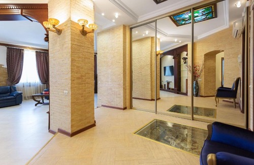 Minsk City Centre Apartment | Premium 2-bedroom 2-bathroom apartment Nezavisimosti 13
