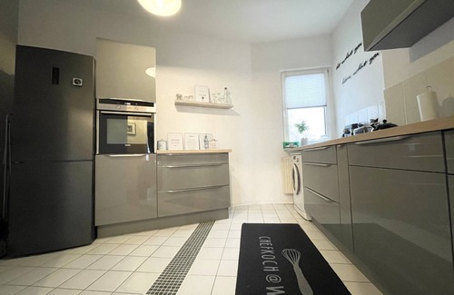 Cottbus Apartment | Premium city apartment * underground parking, Netflix, Prime *