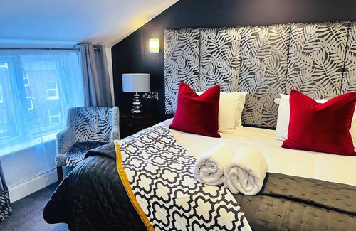 Scarborough House | Premium Double - Ensuite.