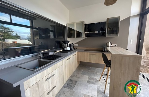 Mostuejouls House | Prestige Gîte Soleilo: Sun, Water & Spa – Sauna, Hammam, Indoor Pool 5