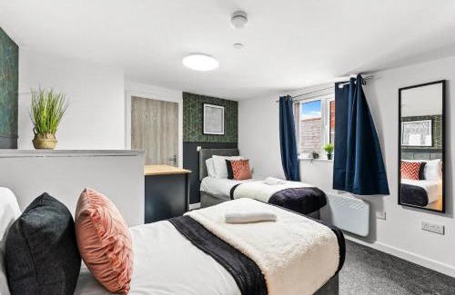 Gabalfa Apartment | Prestige Stays Cardiff Spacious 2-Bedroom Duplex Apartment near Heath Hospital & Cardiff University Wi-Fi & Lockbox Check-In