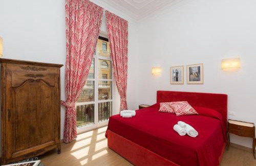 Rione II Trevi Apartment | Prestigious Apartment via Barberini