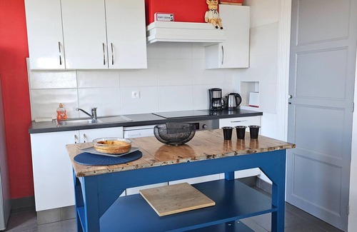 Landeda Ski Chalet | Pretty Breton house with sea view near the beaches and port of Aber Wrach