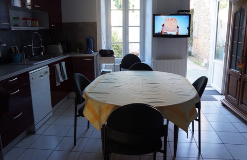 Reaumur House | Pretty house in the heart of the village