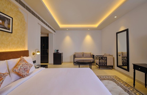 Tonk Road Hotel | Pride Amber Vilas Resort & Convention Centre