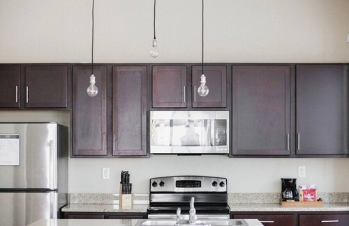 Montgomery Apartment | Prime 1BR Apartment Cozy Downtown Stay