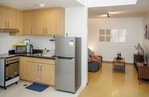Bonifacio Global City Apartment | Prime Avant