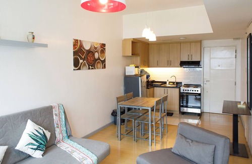 Bonifacio Global City Apartment | Prime Avant